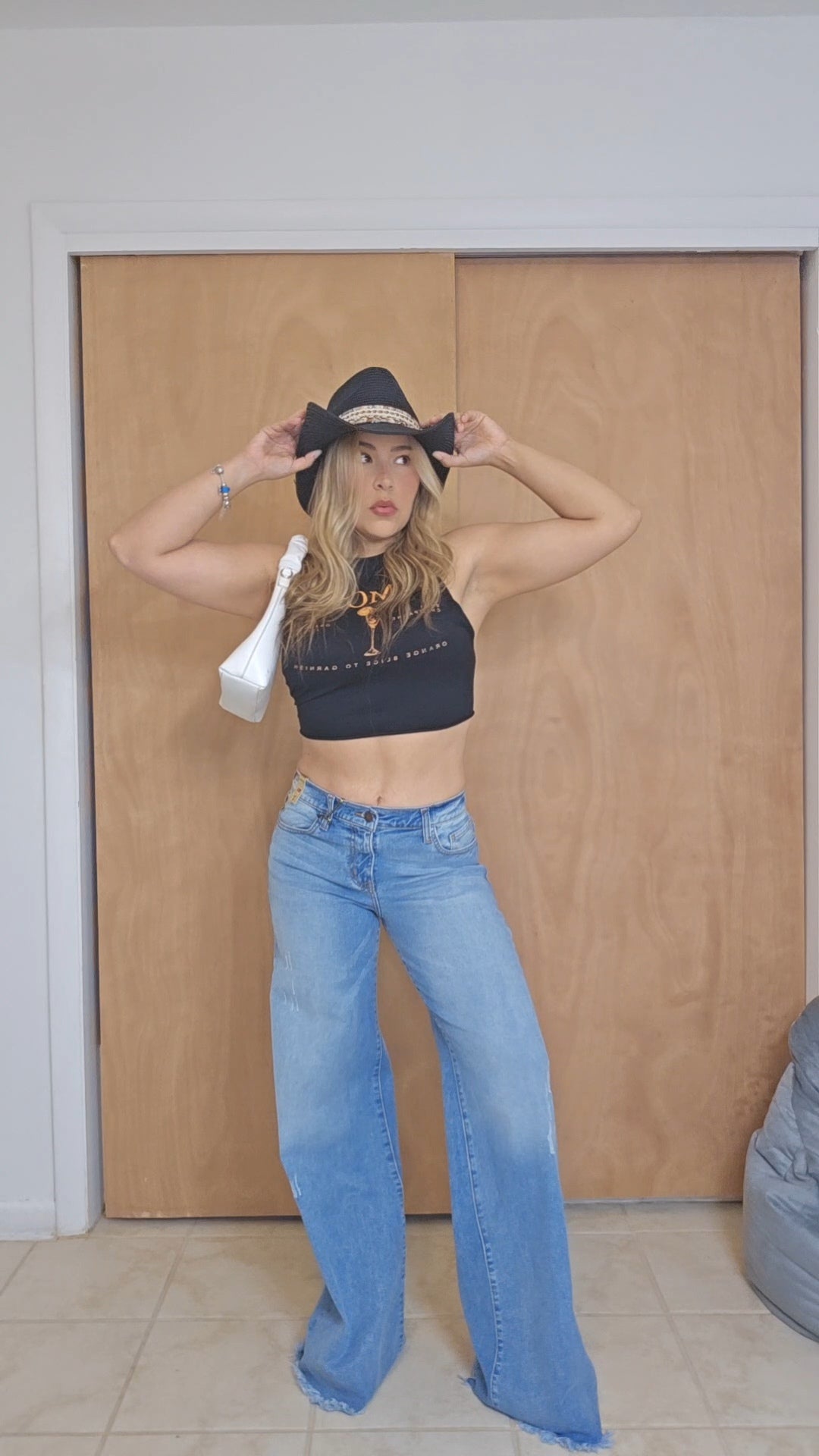 Mimosa crop Top- black